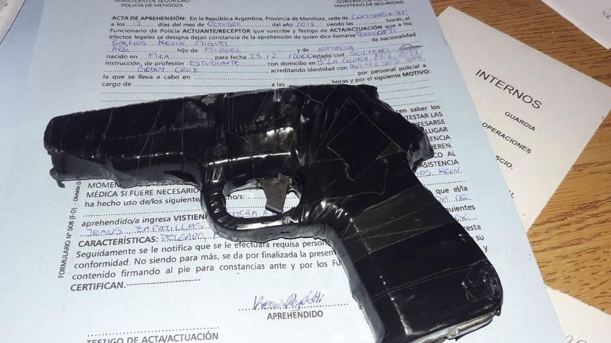 Nuevo Código de Faltas tres imputados por una réplica de arma de fuego