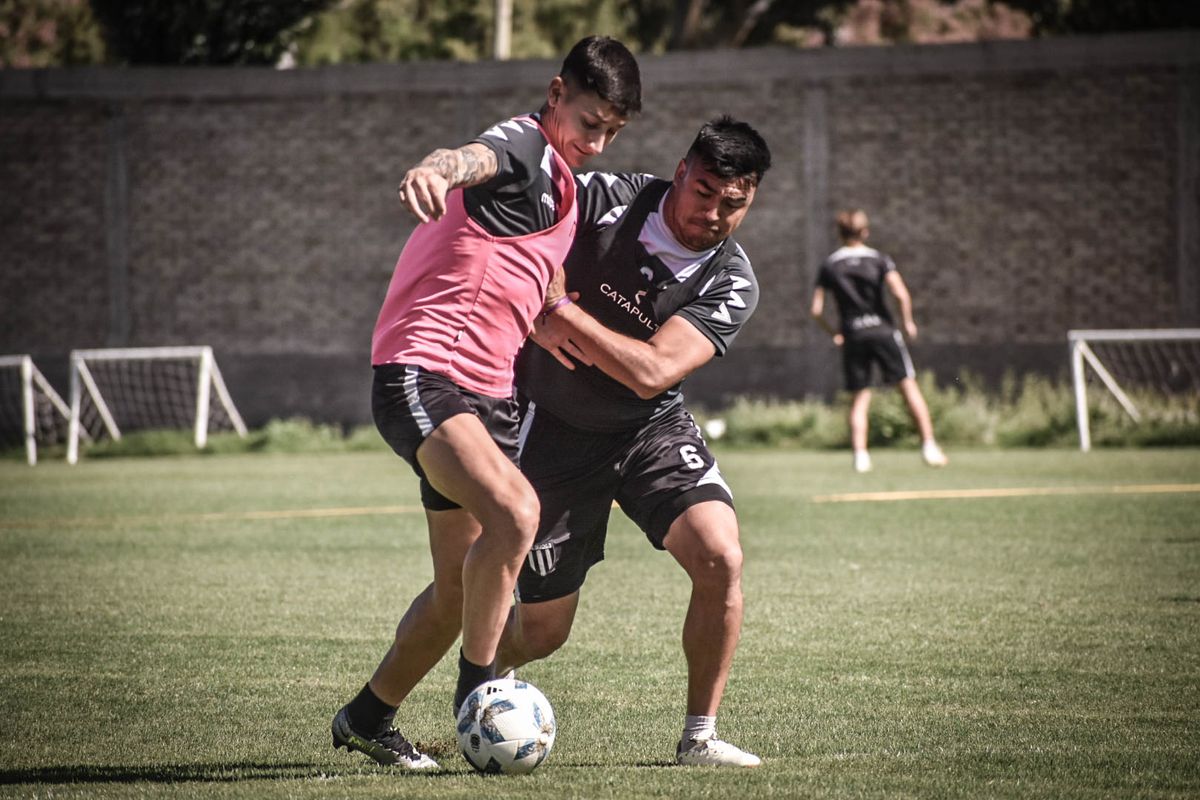 Maximiliano Padilla Quiere Dejar La Vida En El Choque Entre Gimnasia Y