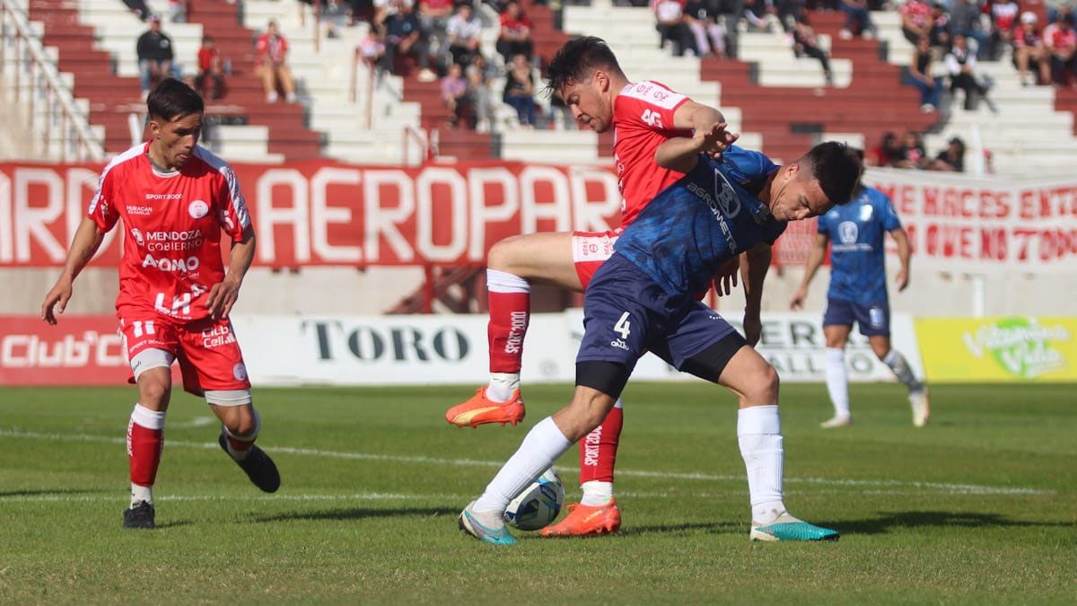 Hurac N Las Heras Empat Con Argentino De Monte Ma Z Y Sigue En Los