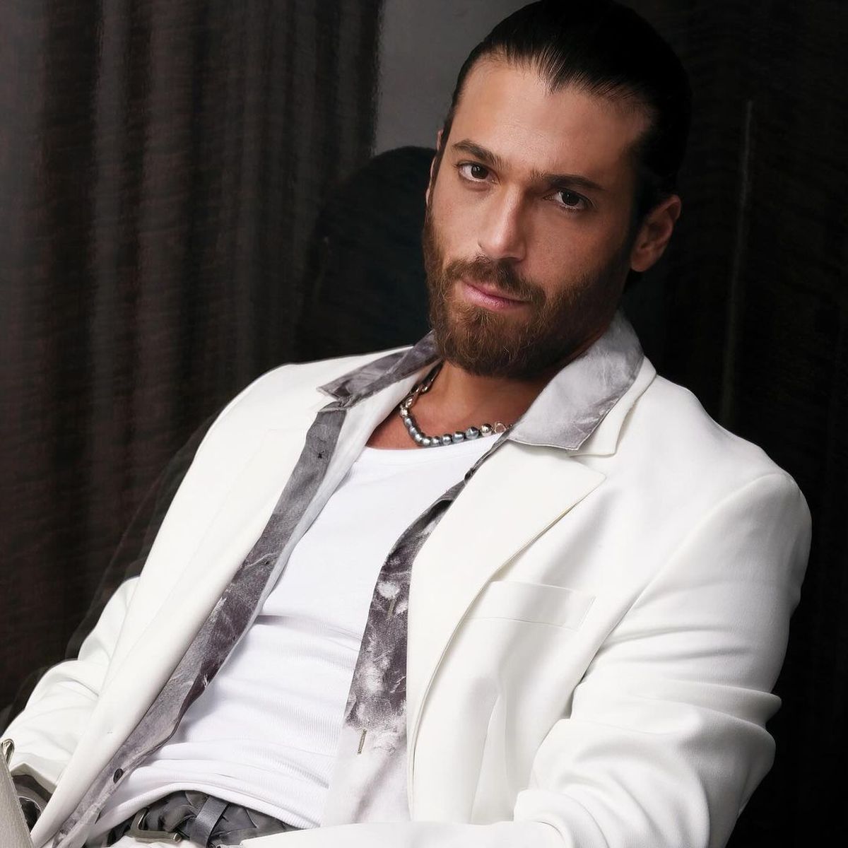 Can Yaman Cu L Es El Significado Del Anillo Que Usa El Actor Turco