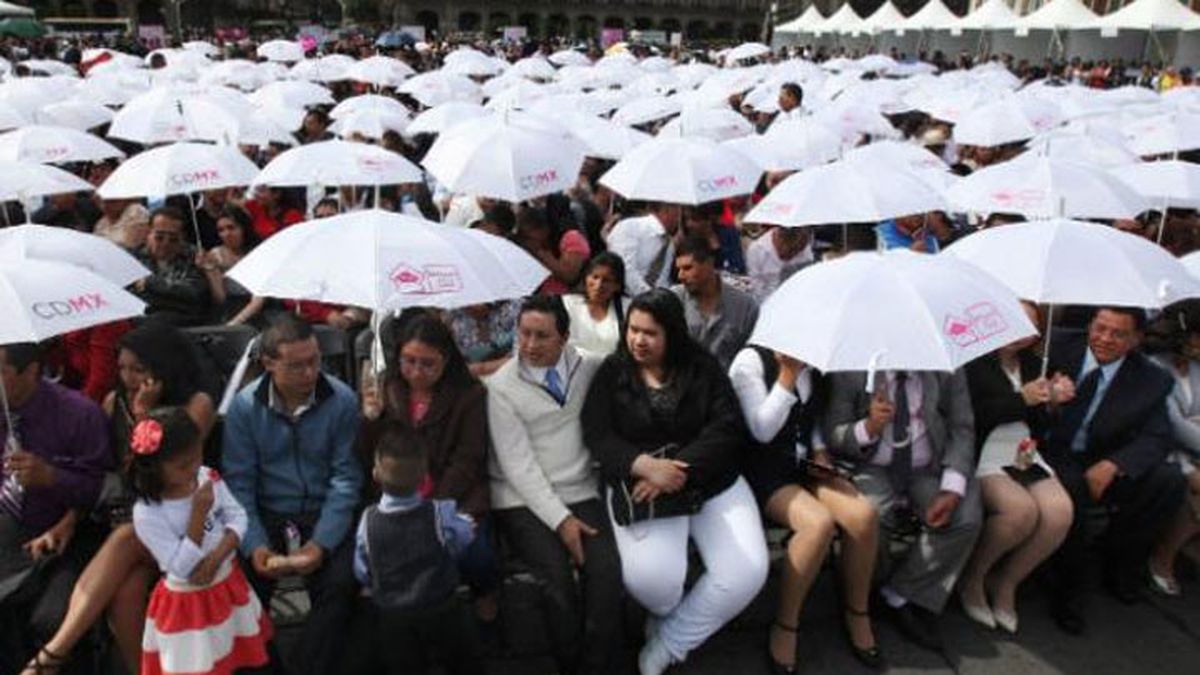 Dos Mil Parejas Se Casaron En M Xico