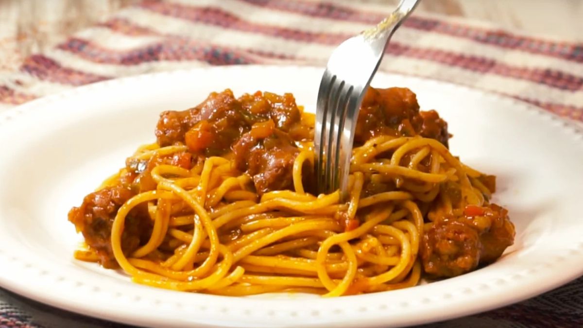 Receta de Fideos con tuco fáciles sabrosos y en 30 minutos