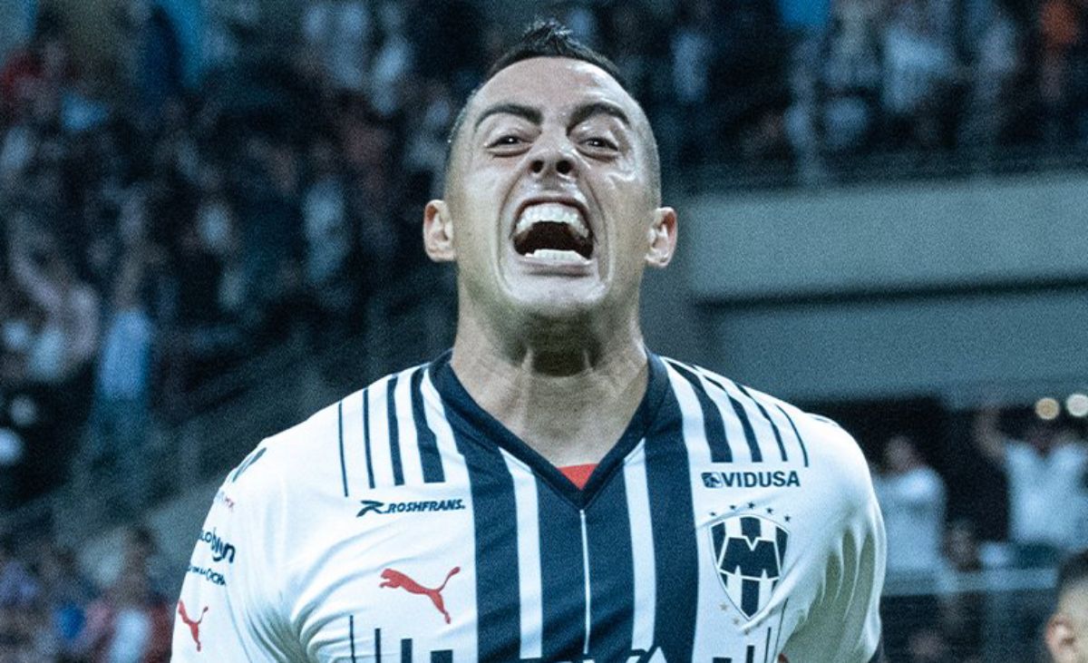 Rogelio Funes Mori Cambi Silbidos Por Goles En El Monterrey