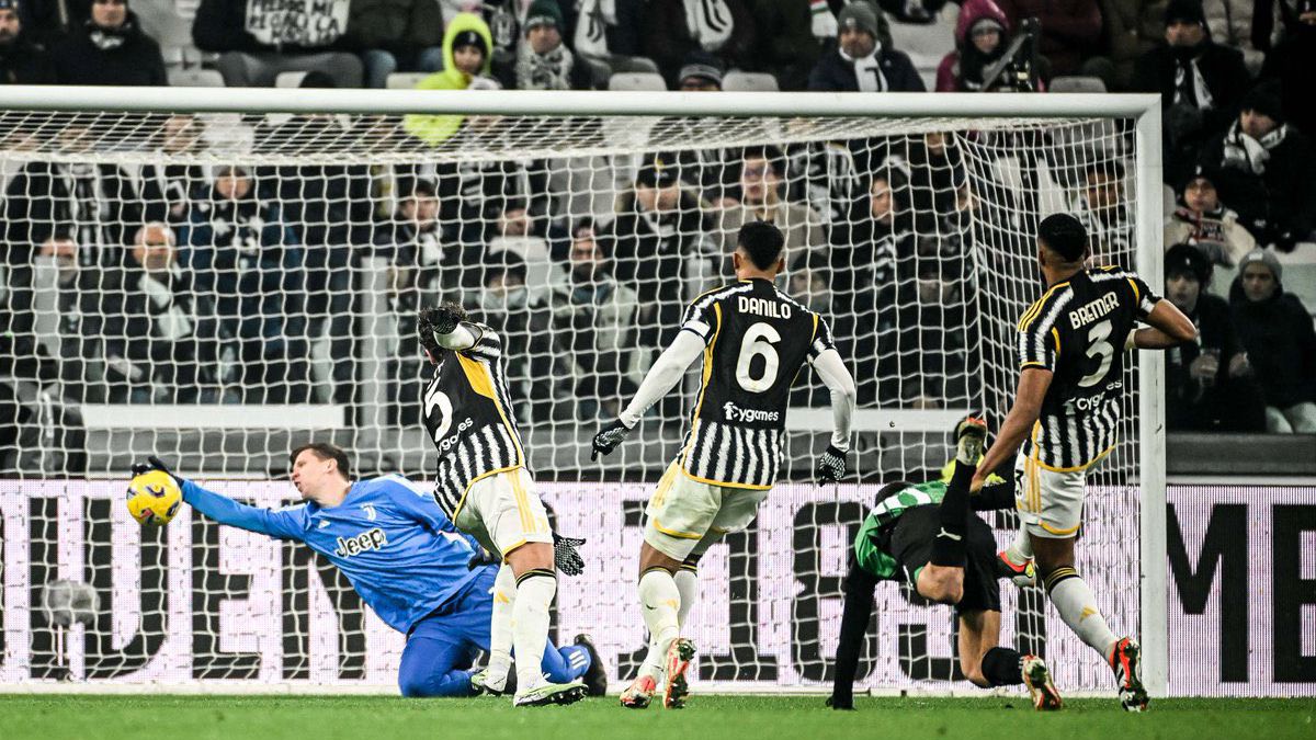 Juventus goleó al Sassuolo y se mantiene al acecho del Inter en la