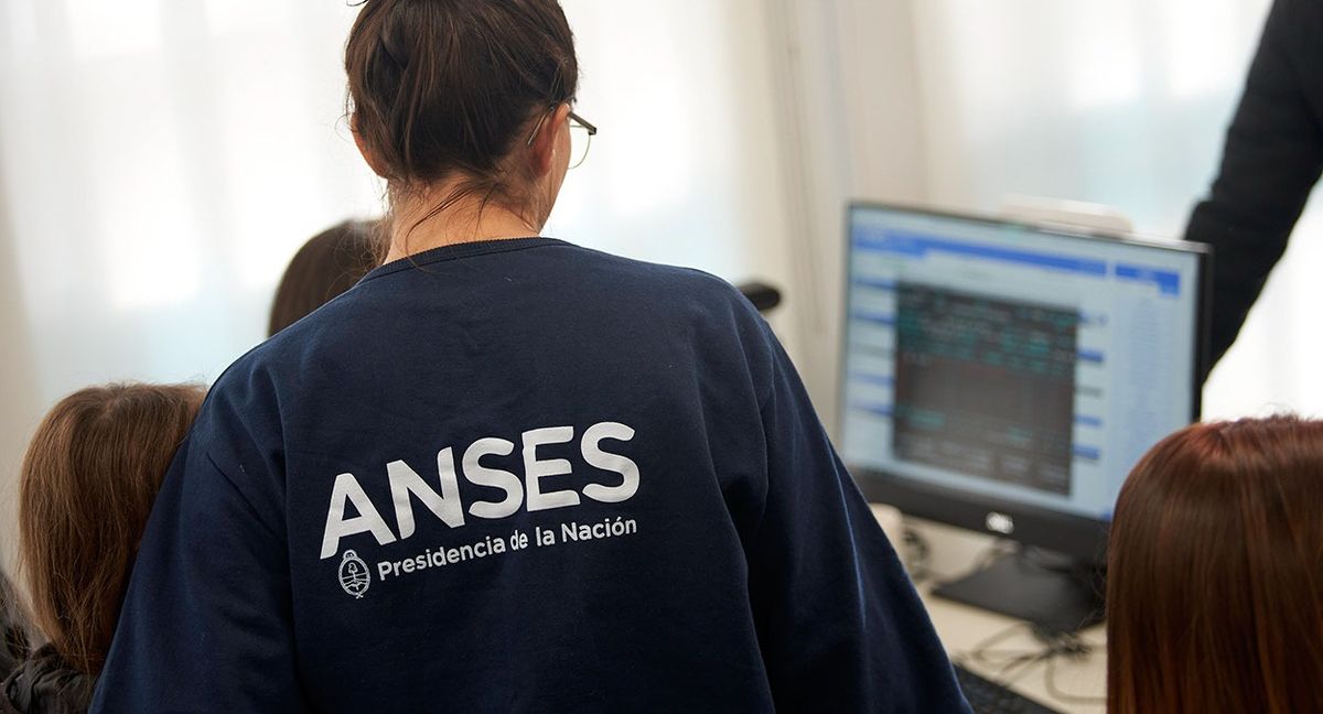 ANSES quiénes cobran este MARTES 9 de enero 2024