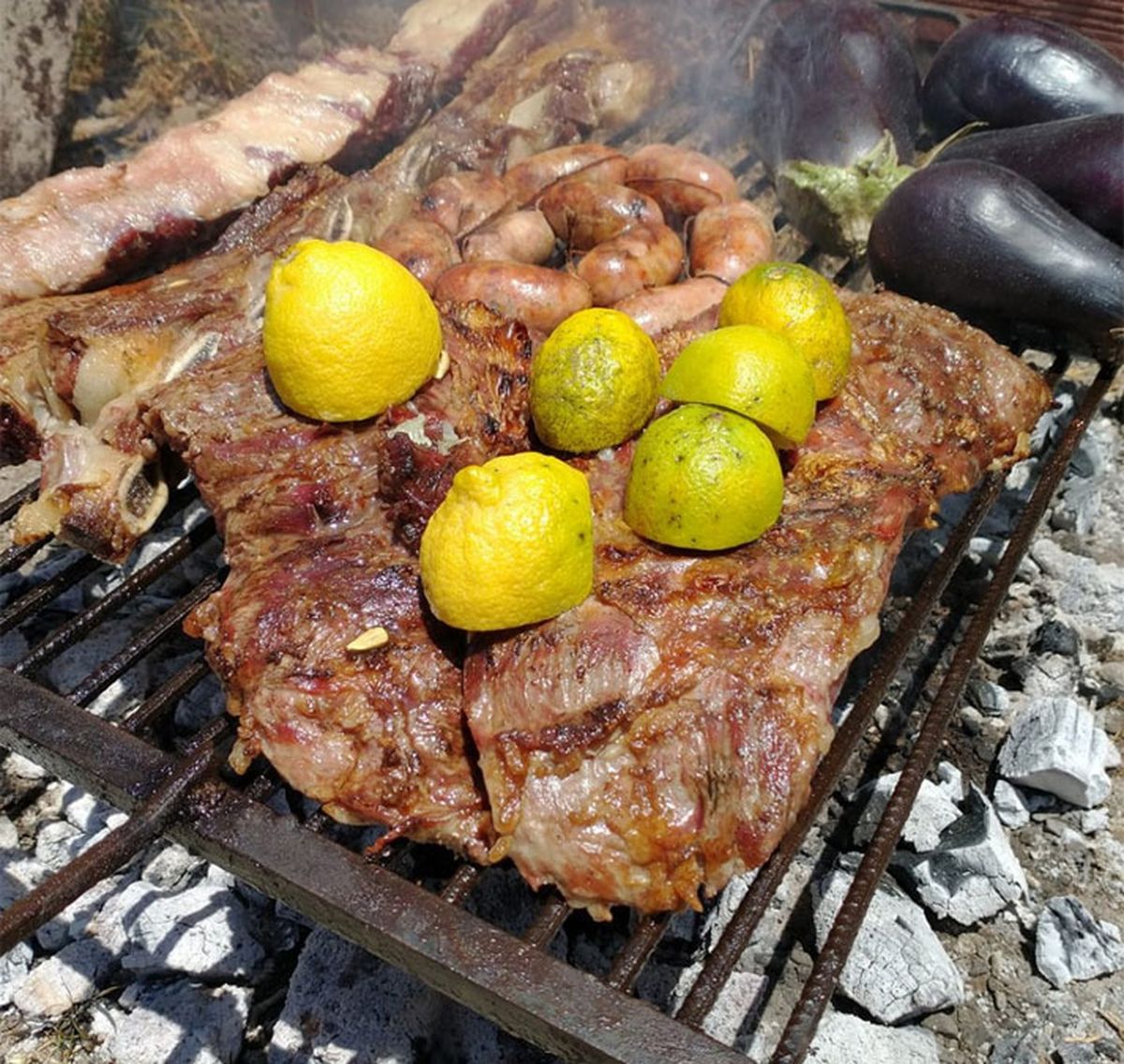 Toma aire al conocer los cortes de carne más BARATOS para ASADO y que