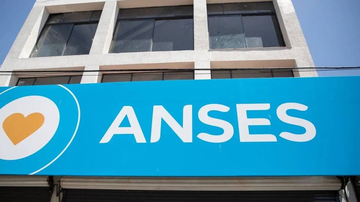 ANSES quiénes cobran este martes 15 de agosto