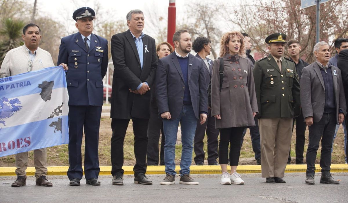 Daniel Orozco se mostró con la candidata de Milei y le tiró flores tras