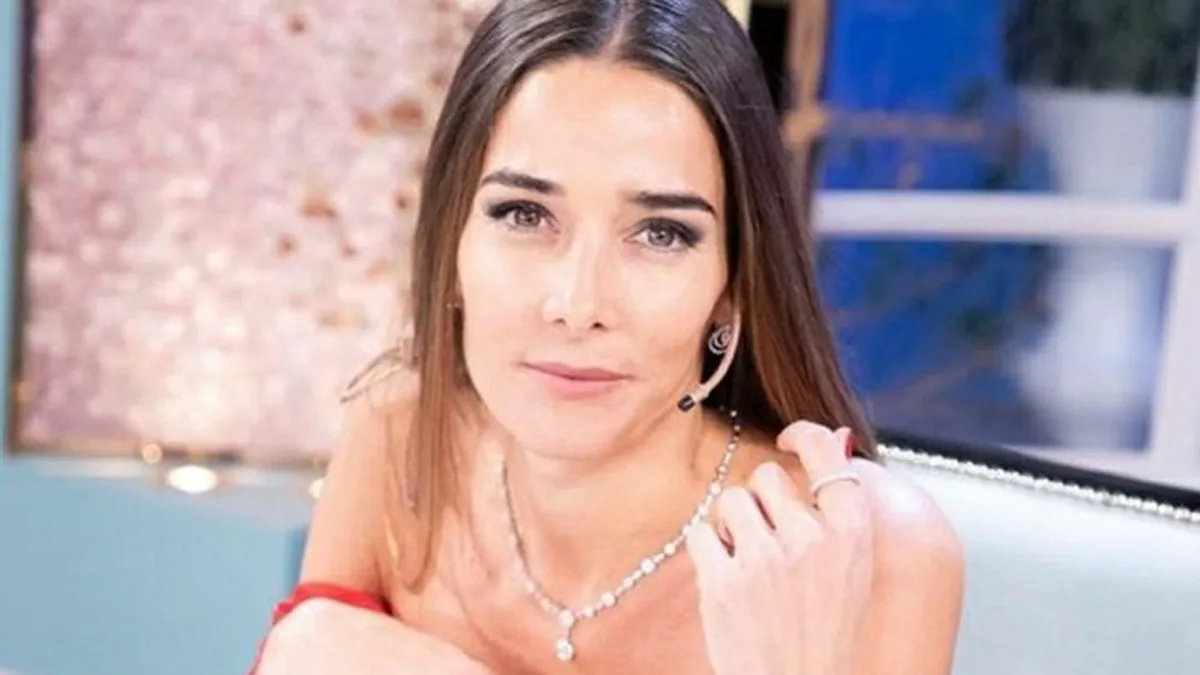 Una diosa griega Explosión por el impactante look de Juana Viale en