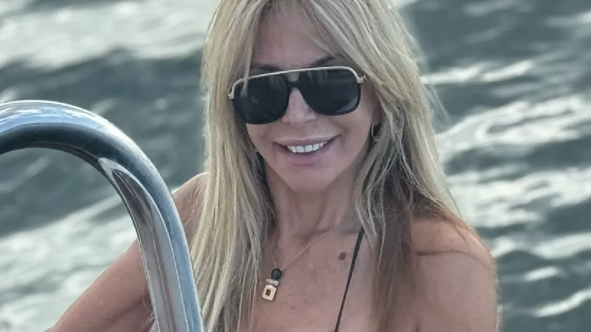 A sus 71 Graciela Alfano paraliza Punta bikini ultra XXS golden y más