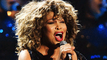 Inoxidable: a los 80 años Tina Turner salió de su retiro y ya es número 1 en Billboard