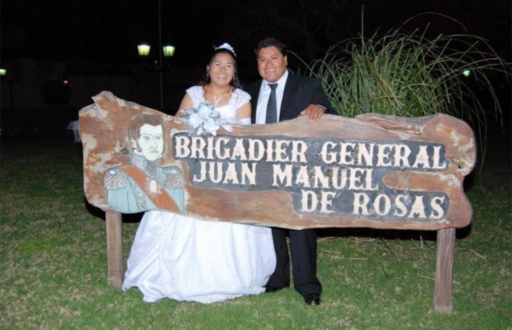 Femicidio en Pilar. Edelmira Vidaurre tenía 43 años. En la imagen junto a su esposo. Foto: Gentileza.