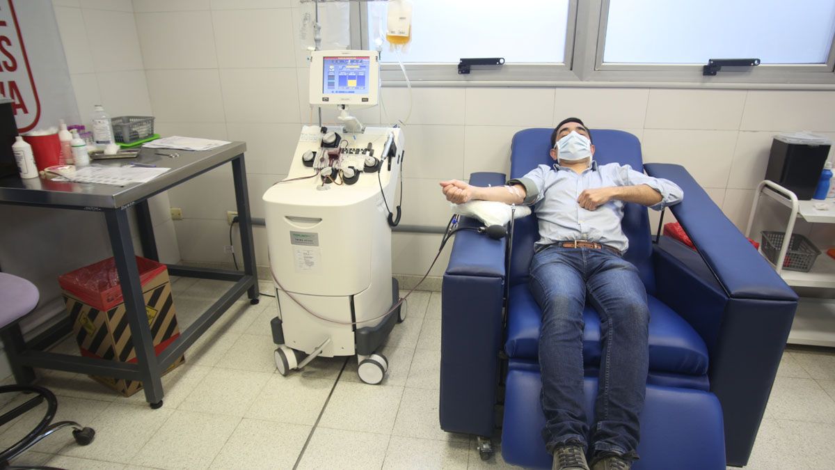 Mendoza 04/09/20 En Mendoza se realiza la donación de plasma para la recuperación de pacientes con Covid19. Por cada donación se puede tratar a 3 enfermos de coronavirus.