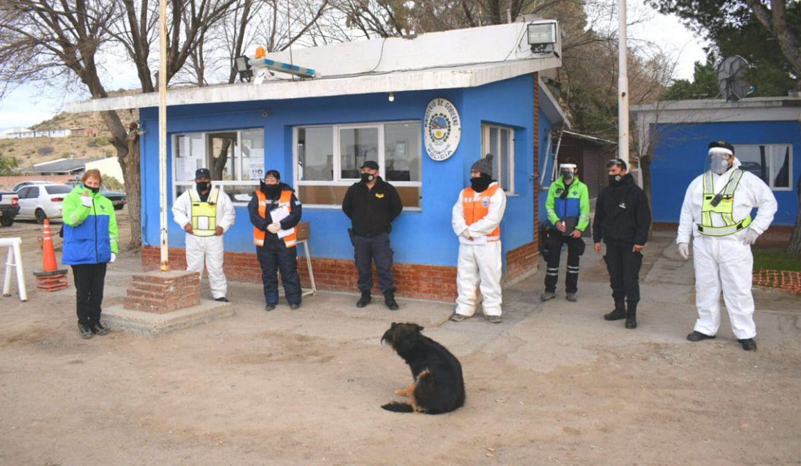 Una mujer hizo dedo desde Salta hasta Santa Cruz para conocer a su novio virtual