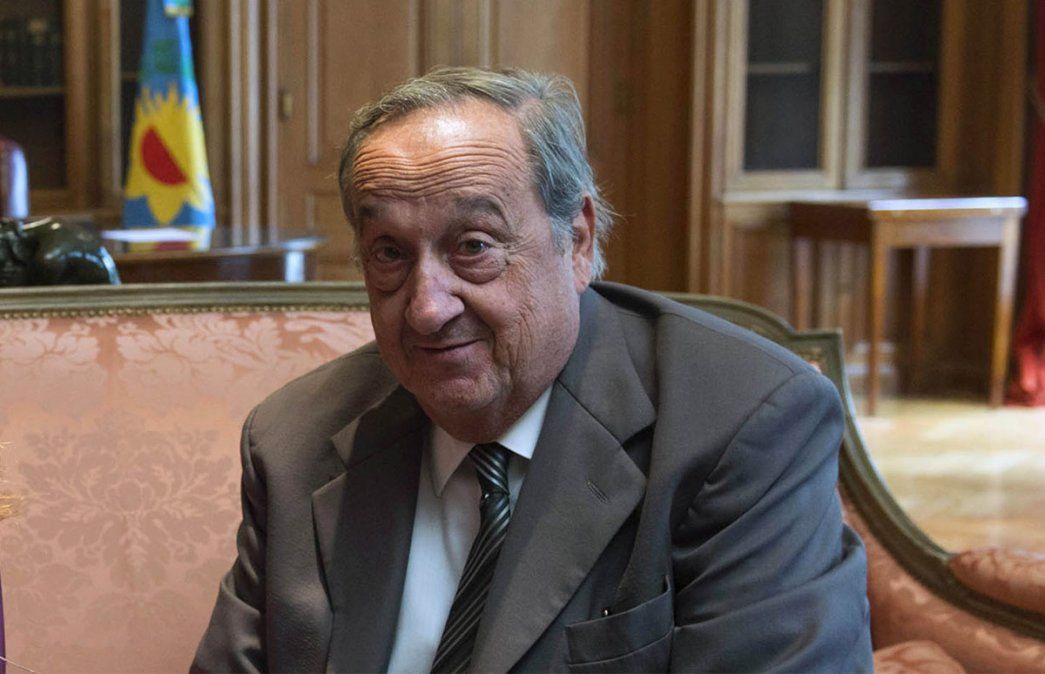 Miguel Lunghi, intendente de Tandil, que dejará de utilizar el sistema de