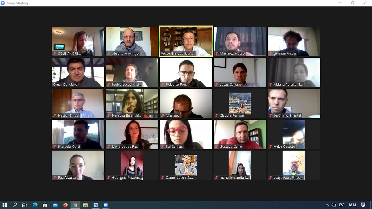 El Gobierno sigue en su tarea de cosechar apoyos para la reforma constitucional