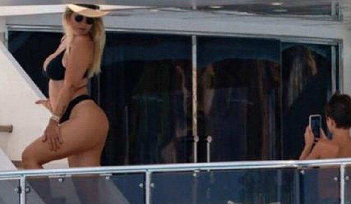 Wanda Nara acusada de violencia hacia los menores por esta foto que le hizo sacar a su hijo