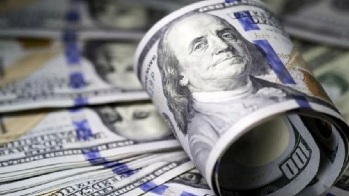 El dólar blue cotiza a $140.