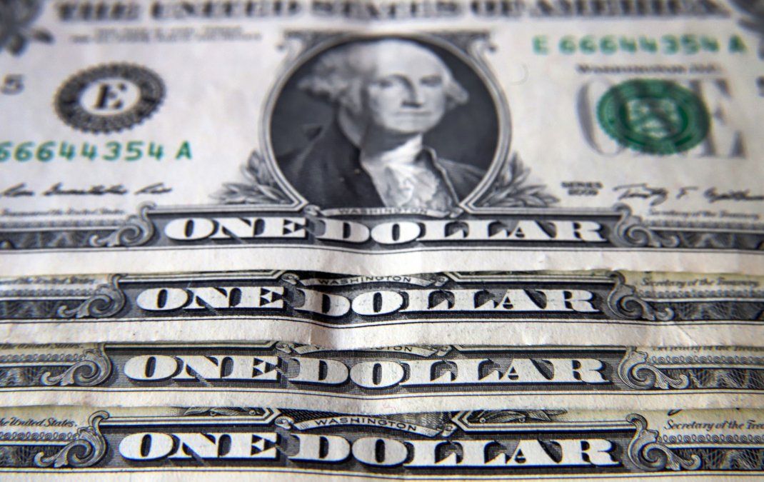 El cepo al dólar ahorro provocó un virtual feriado cambiario.