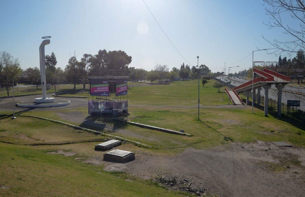 El Predio de la Virgen, en Guaymallén, otrora lleno de estudiantes por el día de la primavaera, desierto. Mendoza y la vuelta a Fase 1 por la pandemia de coronavirus. Foto: Martín Pravata / Diario UNO.