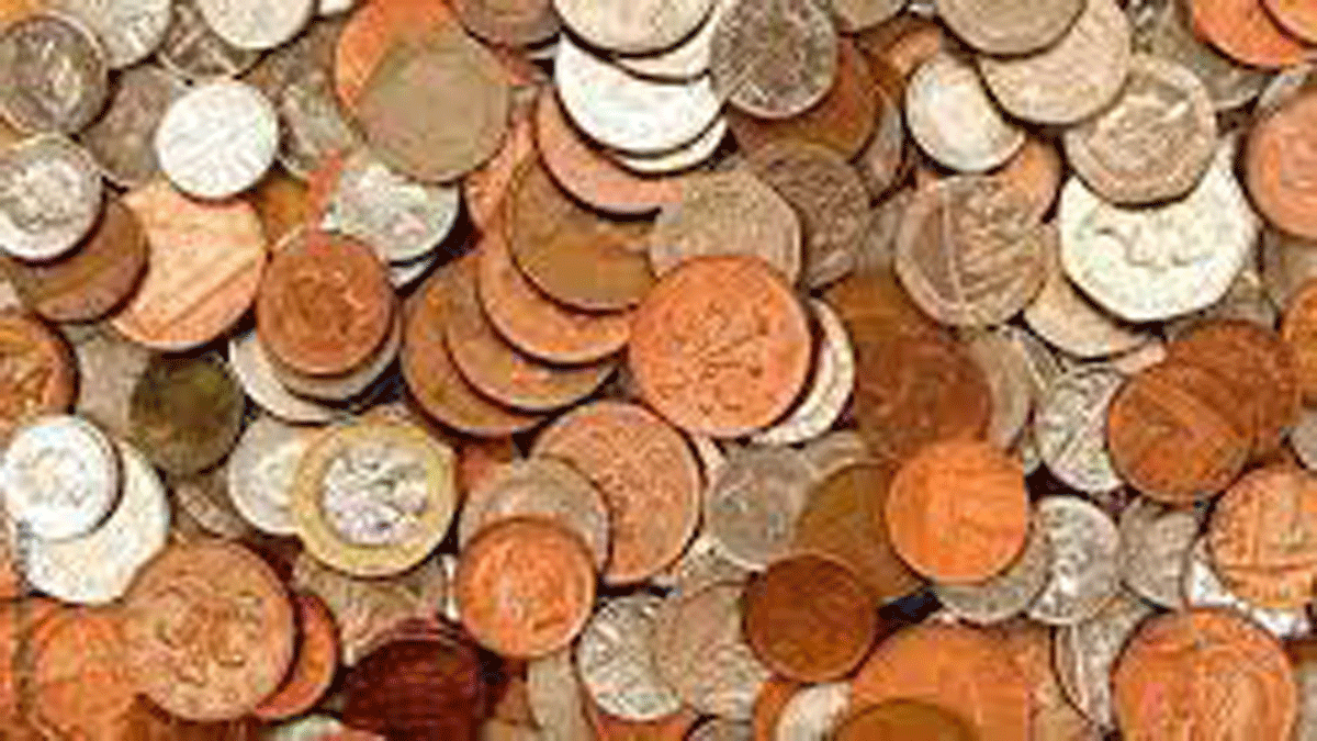 Compró un desayuno con monedas de 10 centavos y la venganza fue terrible