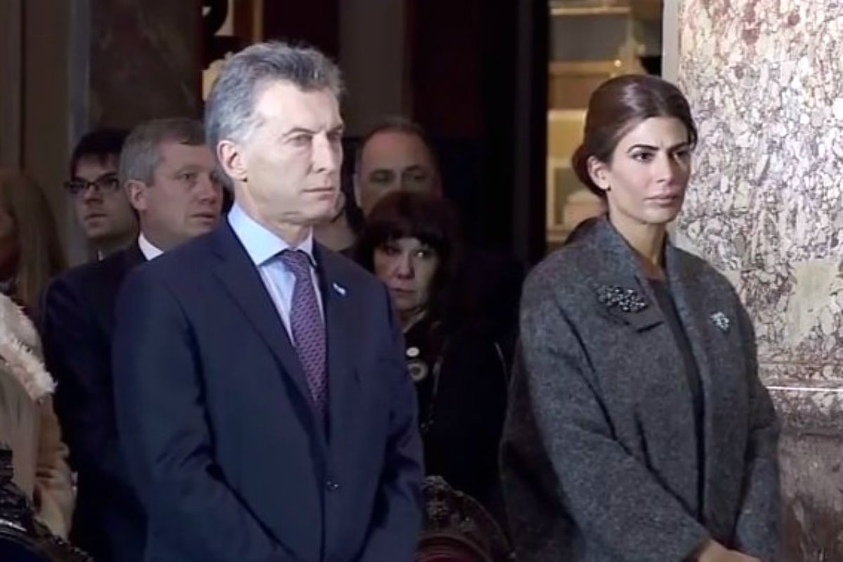 Macri participa del tedeum junto a su mujer Juliana Awada.