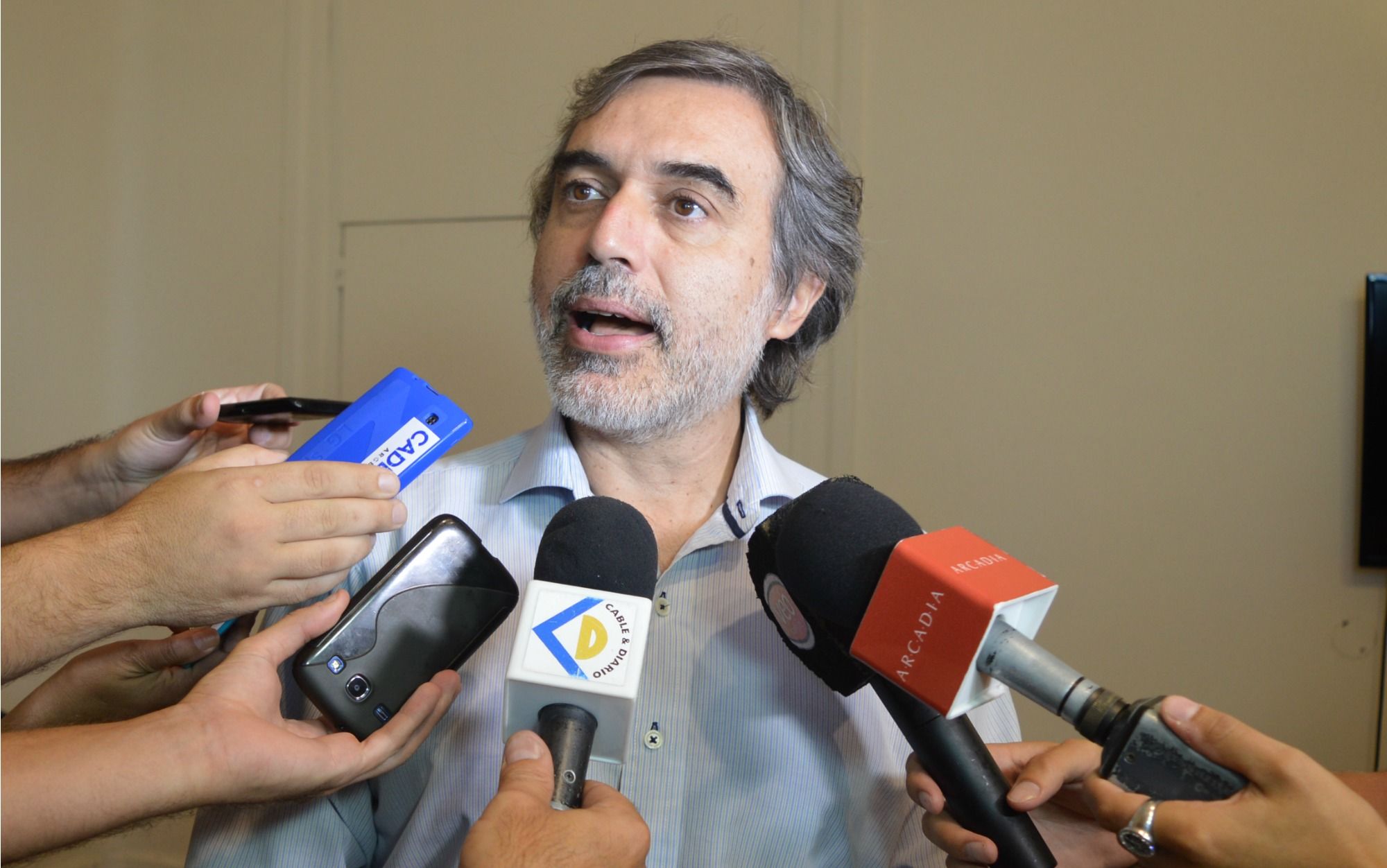 El ministro de Salud Miguel González.