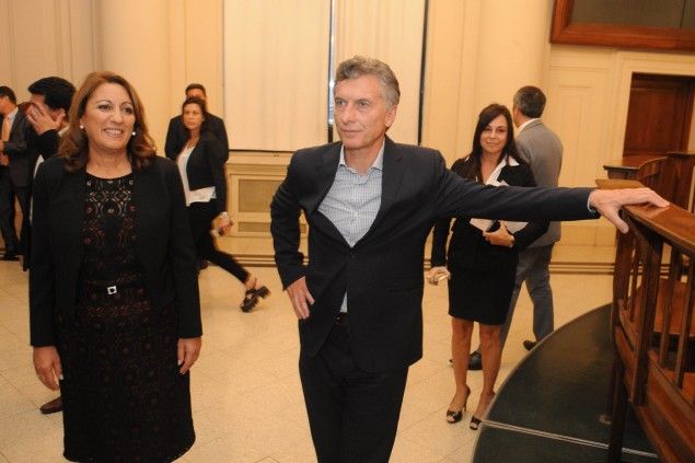 devolución. Dejando de lado la prudencia inicial, Mónica Fein adhirió a la ola de críticas frentistas a Mauricio Macri.