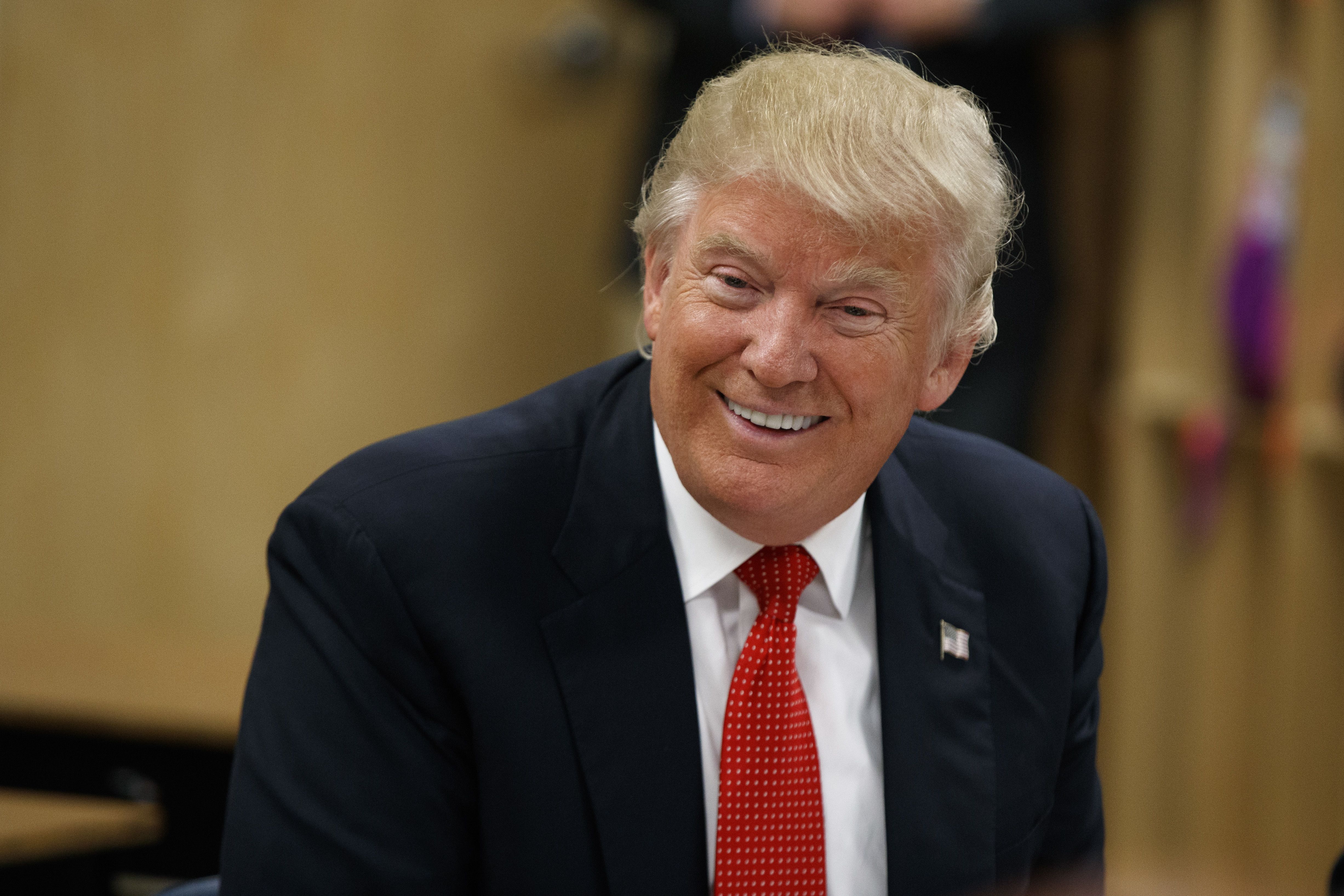 Trump. Quiere que México pague.