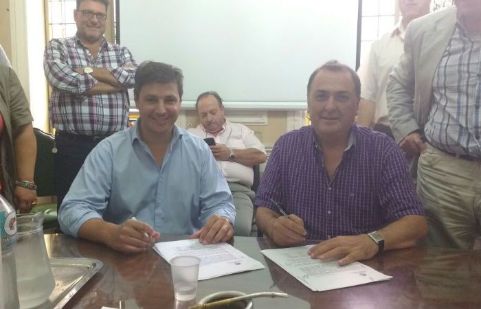 Gustavo Leone, secretario de Gobierno municipal, acordó la cláusula gatillo con Ratner, del gremio de los municipales. (Foto de archivo)
