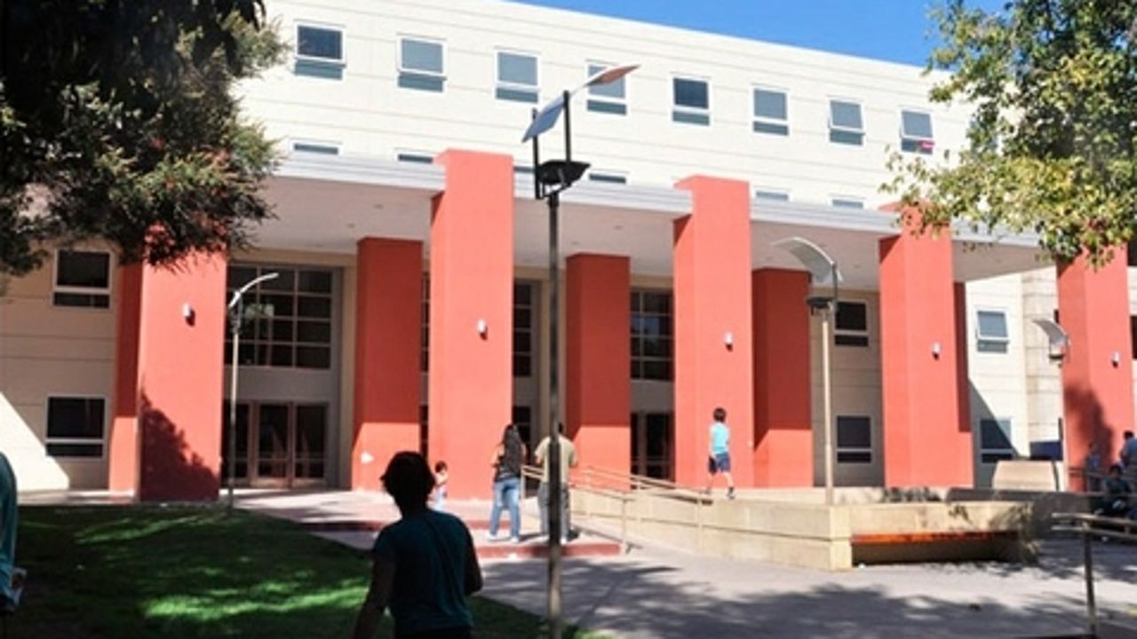 Hospital Rawson. Militantes provida intentaron impedir el aborto.