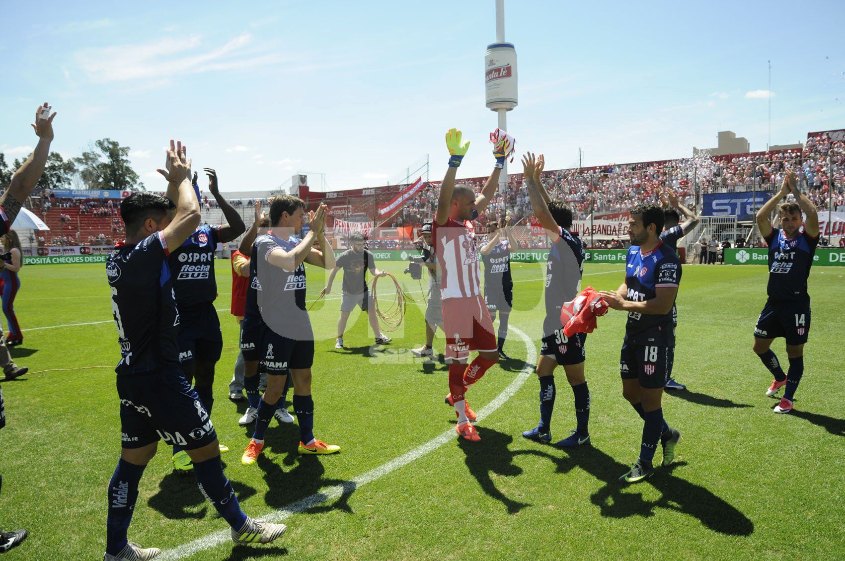 UNO Santa Fe / José Busiemi UNO Santa Fe / José Busiemi