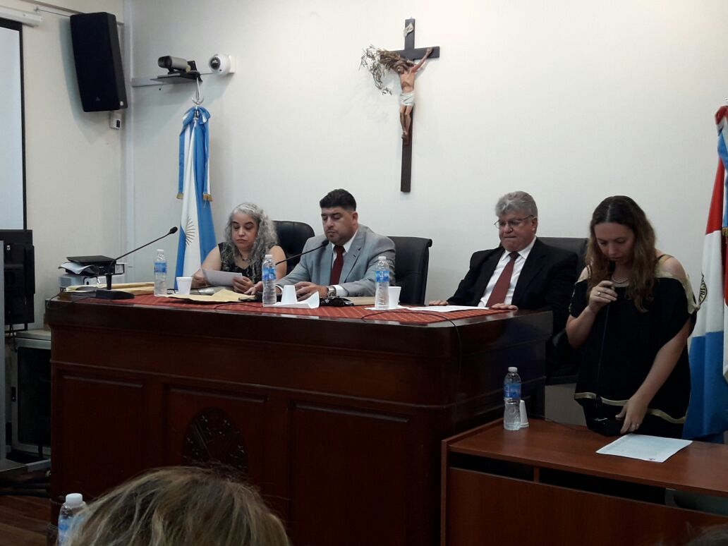 Tribunal. Estuvo integrado por los jueces Gonzalo Basualdo, Claudia Bressán e Ireneo Berzano.