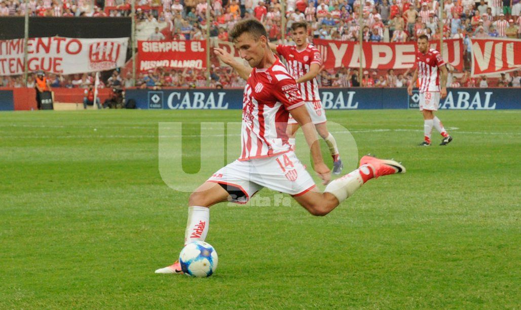 UNO Santa Fe / José Busiemi UNO Santa Fe / José Busiemi
