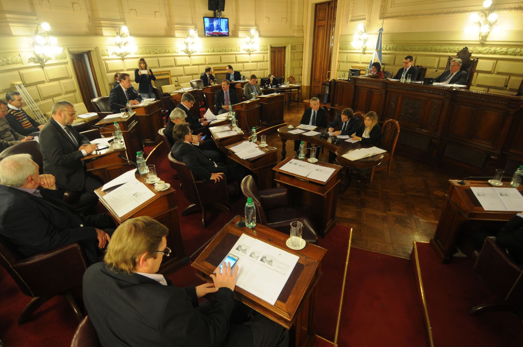 Debate. En el Senado hay tres pedidos de endeudamiento más el pacto fiscal.