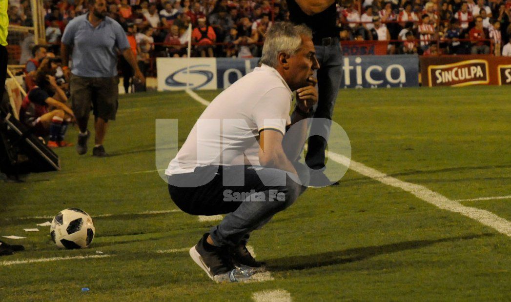 UNO Santa Fe / José Busiemi UNO Santa Fe / José Busiemi