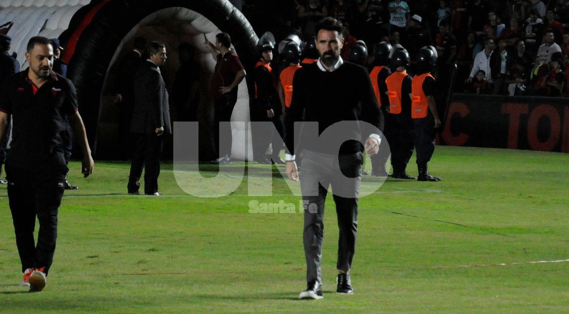 UNO Santa Fe / José Busiemi UNO Santa Fe / José Busiemi