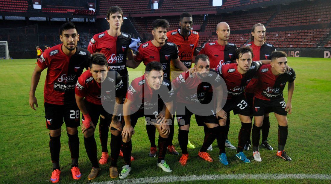 UNO Santa Fe / José Busiemi UNO Santa Fe / José Busiemi