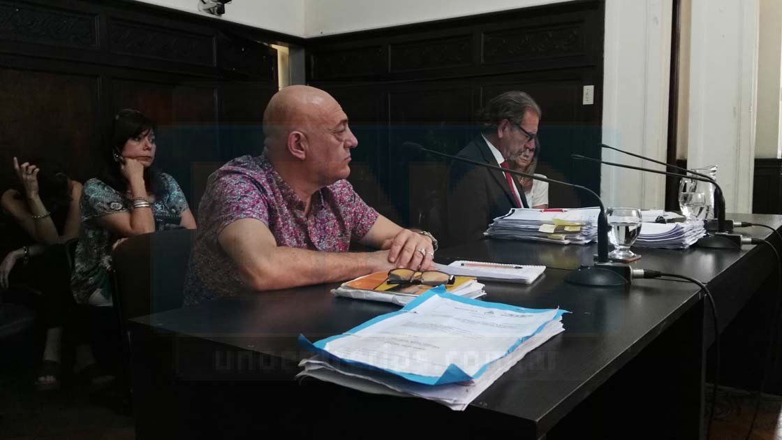 Risas. Durante la declaración de la madre de la víctima, Alfonzo hacía gestos de desmentida.&nbsp;