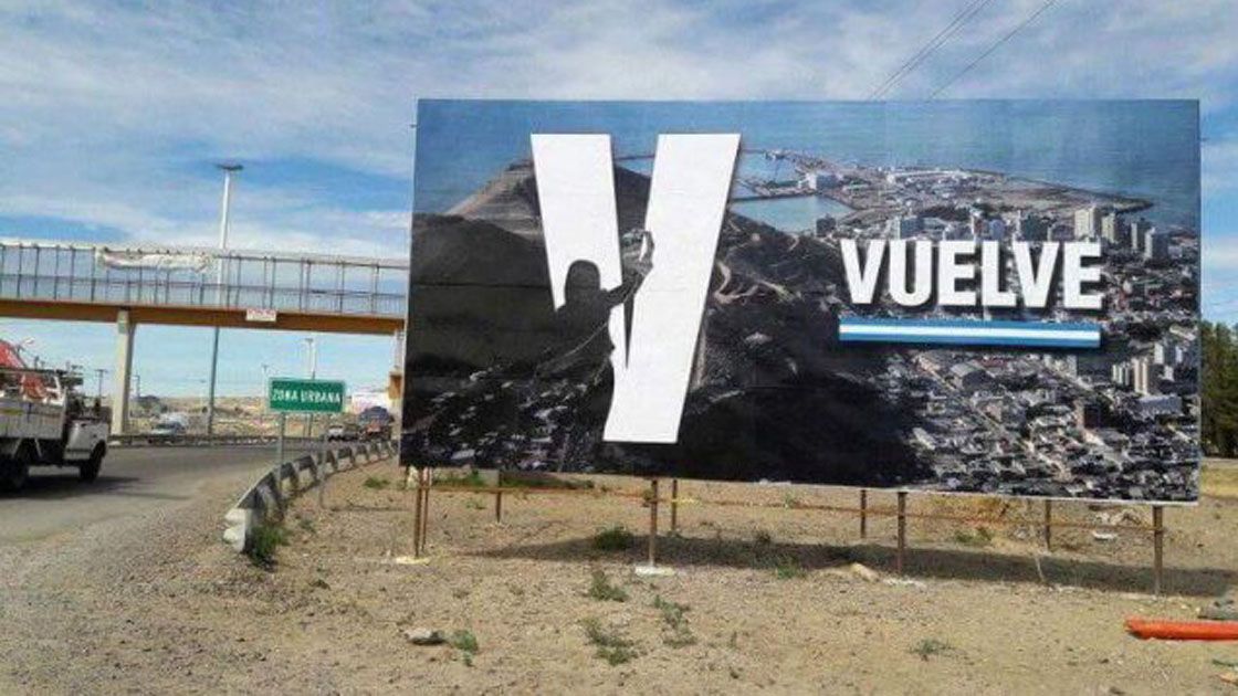 Propuesta. El cartel que dio que hablar en Comodoro Rivadavia.