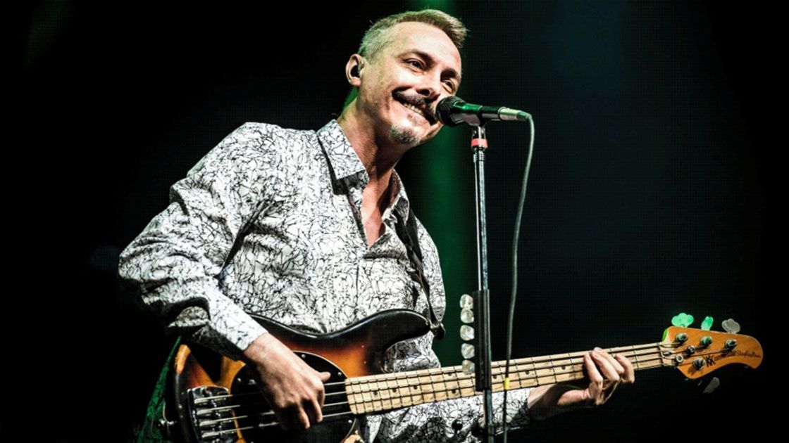 Sello. Como siempre, también hará canciones de otros discos y algunas versiones de otros autores.&nbsp;