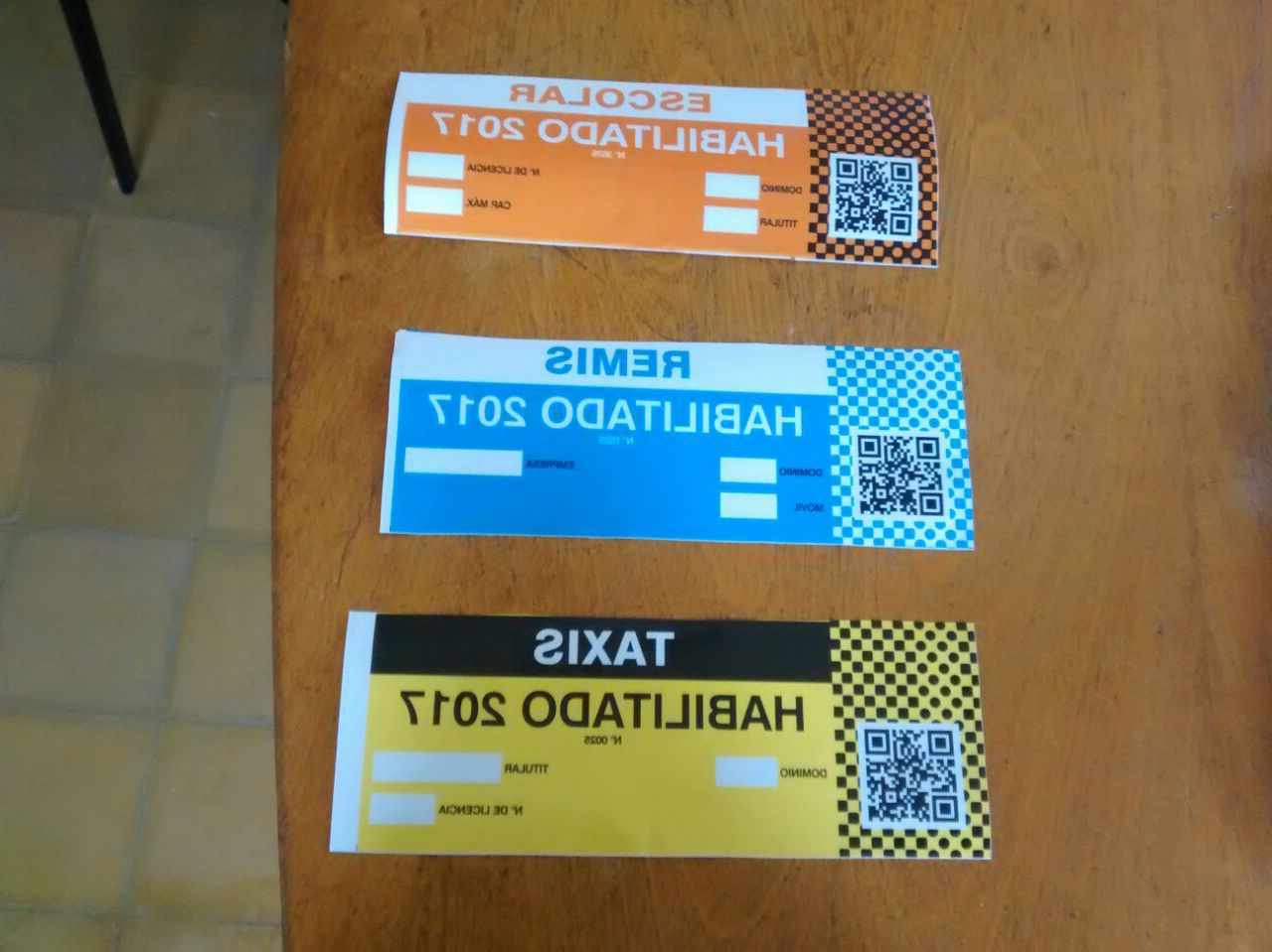 Nuevas calcos. Las obleas tendrán otros colores y tamaños para ser individualizadas. Nuevas calcos. Las obleas tendrán otros colores y tamaños para ser individualizadas.