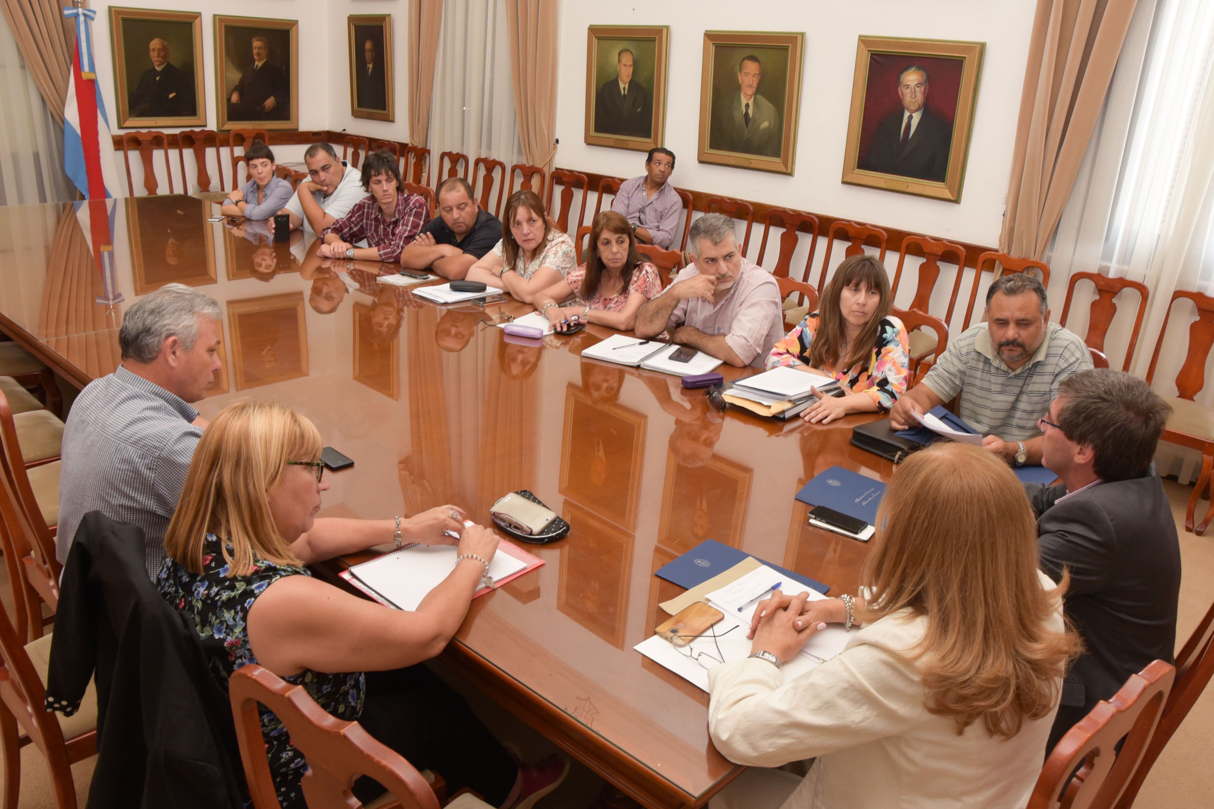 Encuentro. Gremios y gobierno en una de las últimas reuniones.