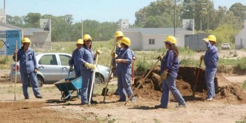 Gentileza. El Intransigente