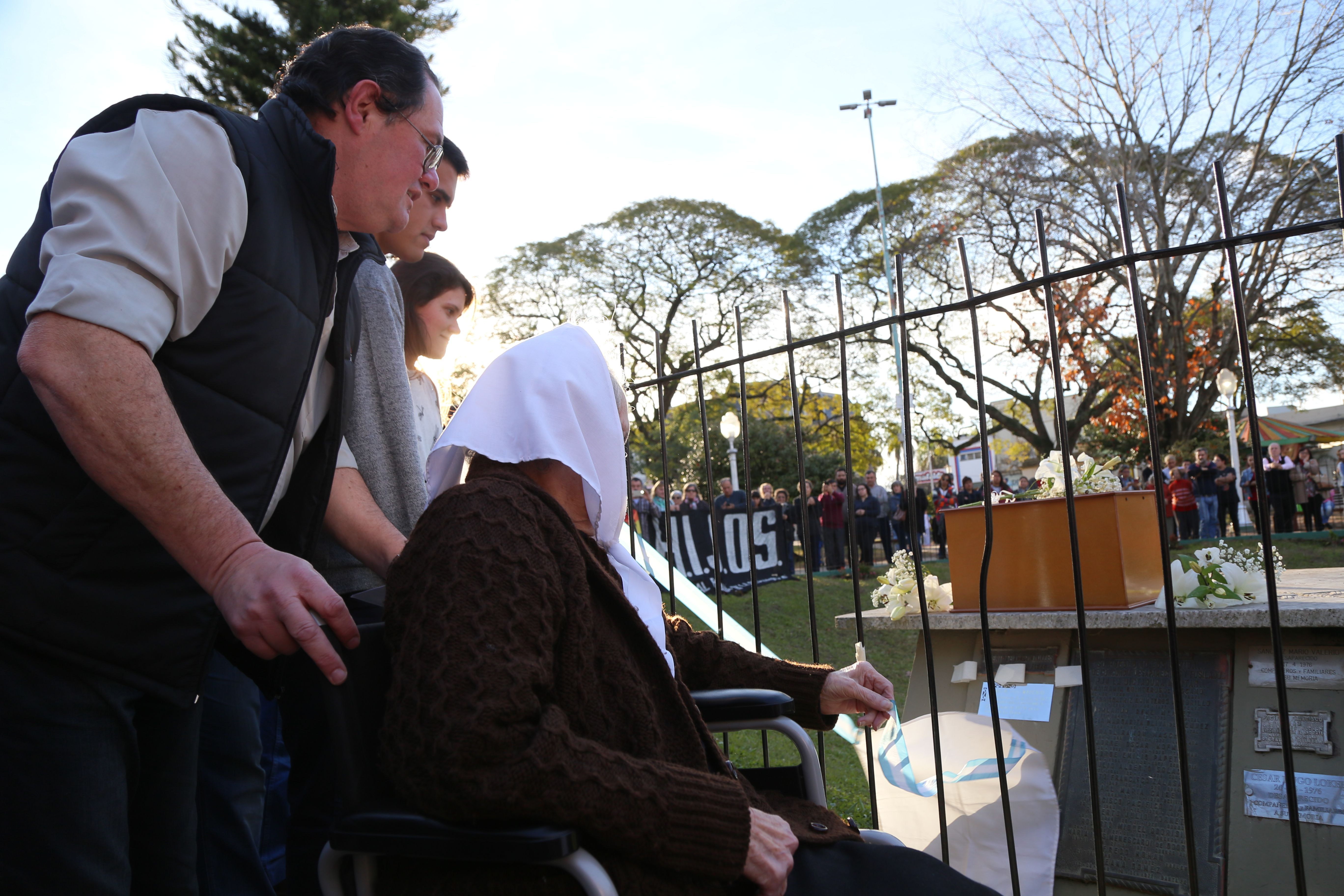 Fue por demás emotivo el acto en la plaza.&nbsp;