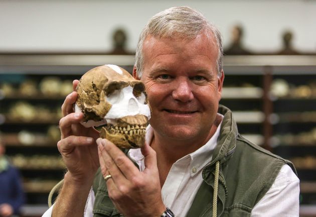 Lee Berger lideró la expedición en las cuevas de Sudáfrica.