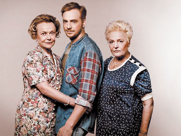 Primer capítulo. Marilú Marini, Claudio Tolcachir y Claudia Lapacó, protagonistas.