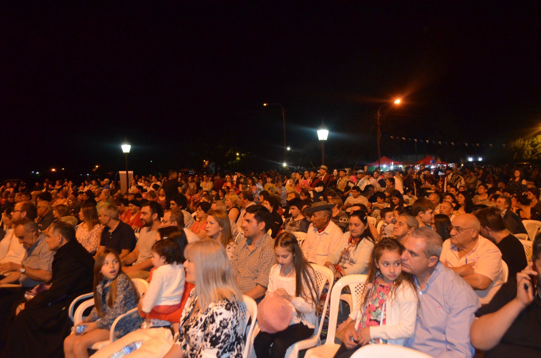 Gran cantidad de vecinos presenciaron la fiesta de Monte Comán.