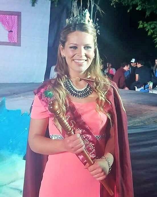 Valentina Riera, nueva reina de Las Paredes.