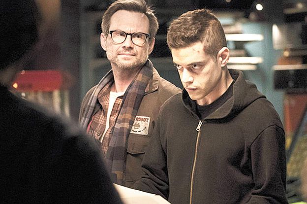 Estrella. Rami Malek, de 34 años, cautiva en el papel de Elliot Alderson.